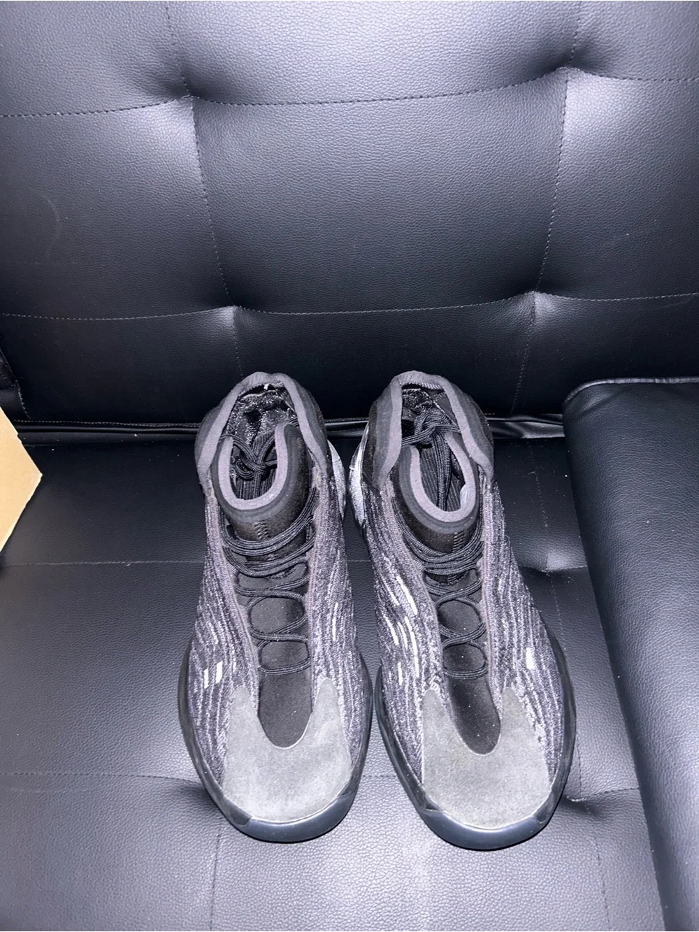 adidas yzy qntm